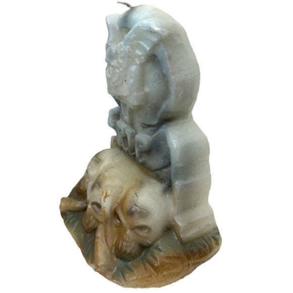 Halloween Vintage Gargoyle Sitting on Skulls  Candle NOS NWOT - Picture 5 of 10